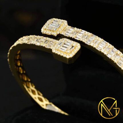 Round & Baguette Diamond Bracelet